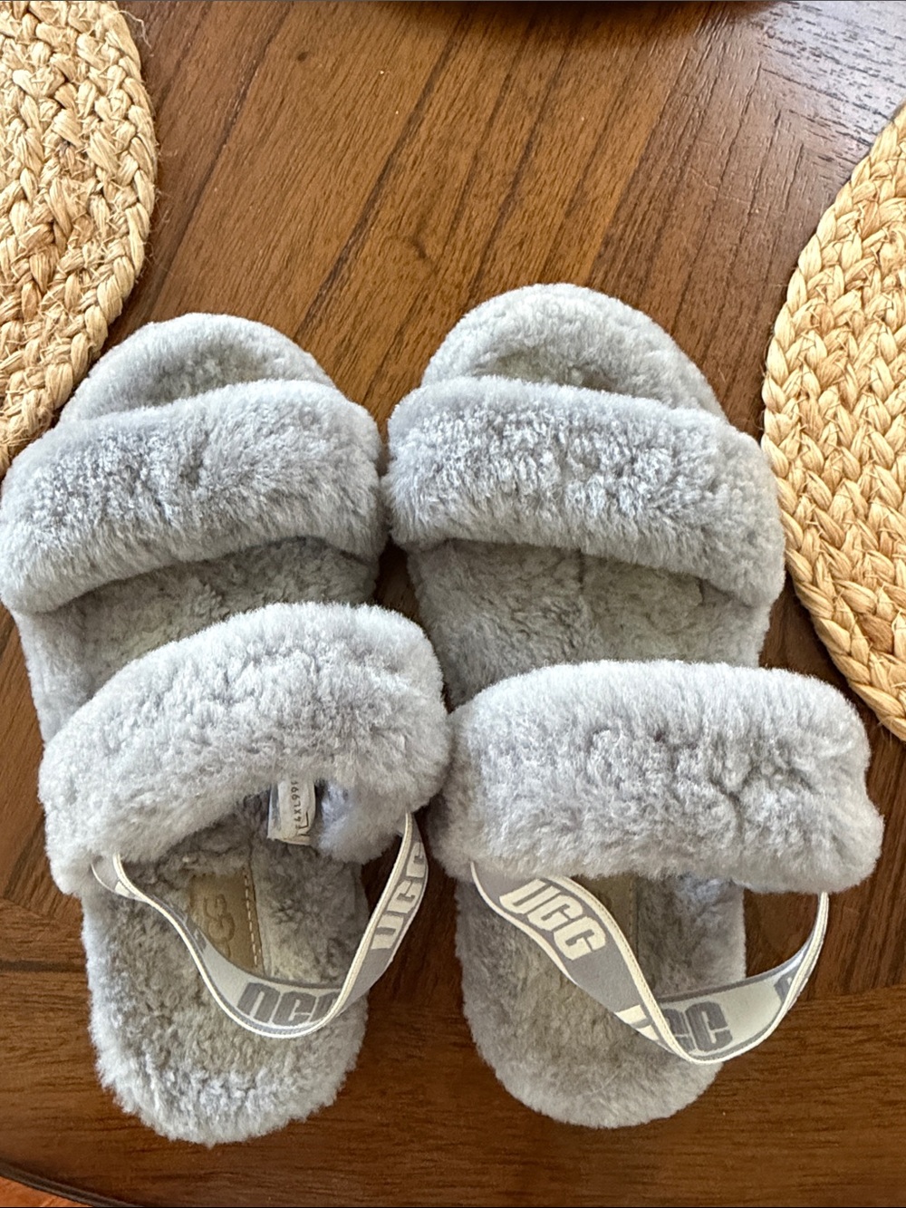 UGG  Slippers Size 3